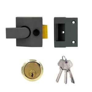 TSS 5 Pin Modern Non Deadlocking Nightlatch 40mm